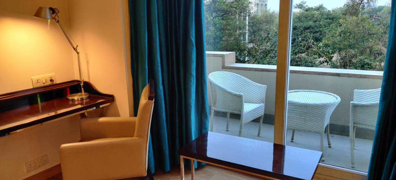 Golden Tulip Gurgaon Sector 29 Hotel Eksteriør billede