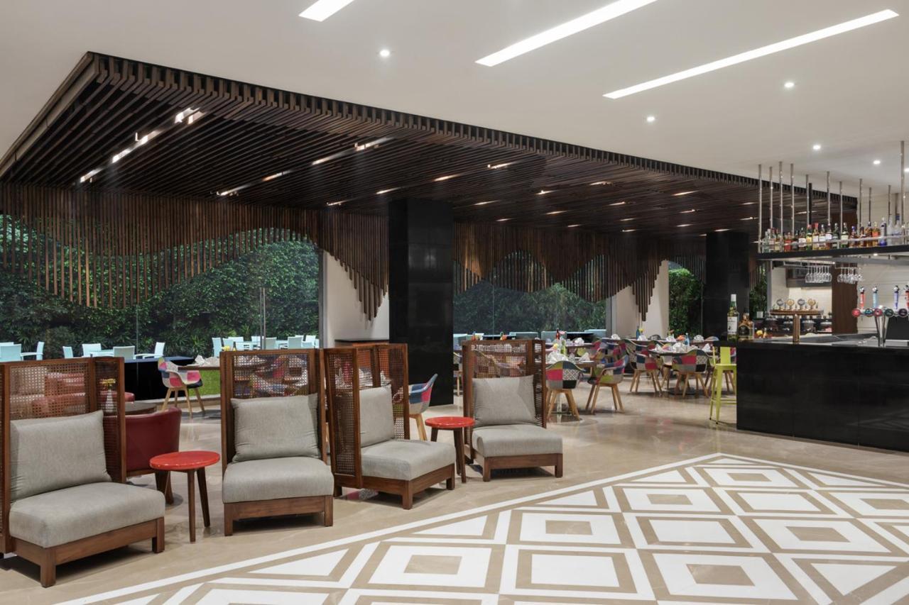Golden Tulip Gurgaon Sector 29 Hotel Eksteriør billede